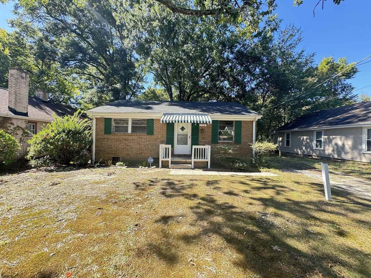 1112 Caldwell St - Photo 2 of 17