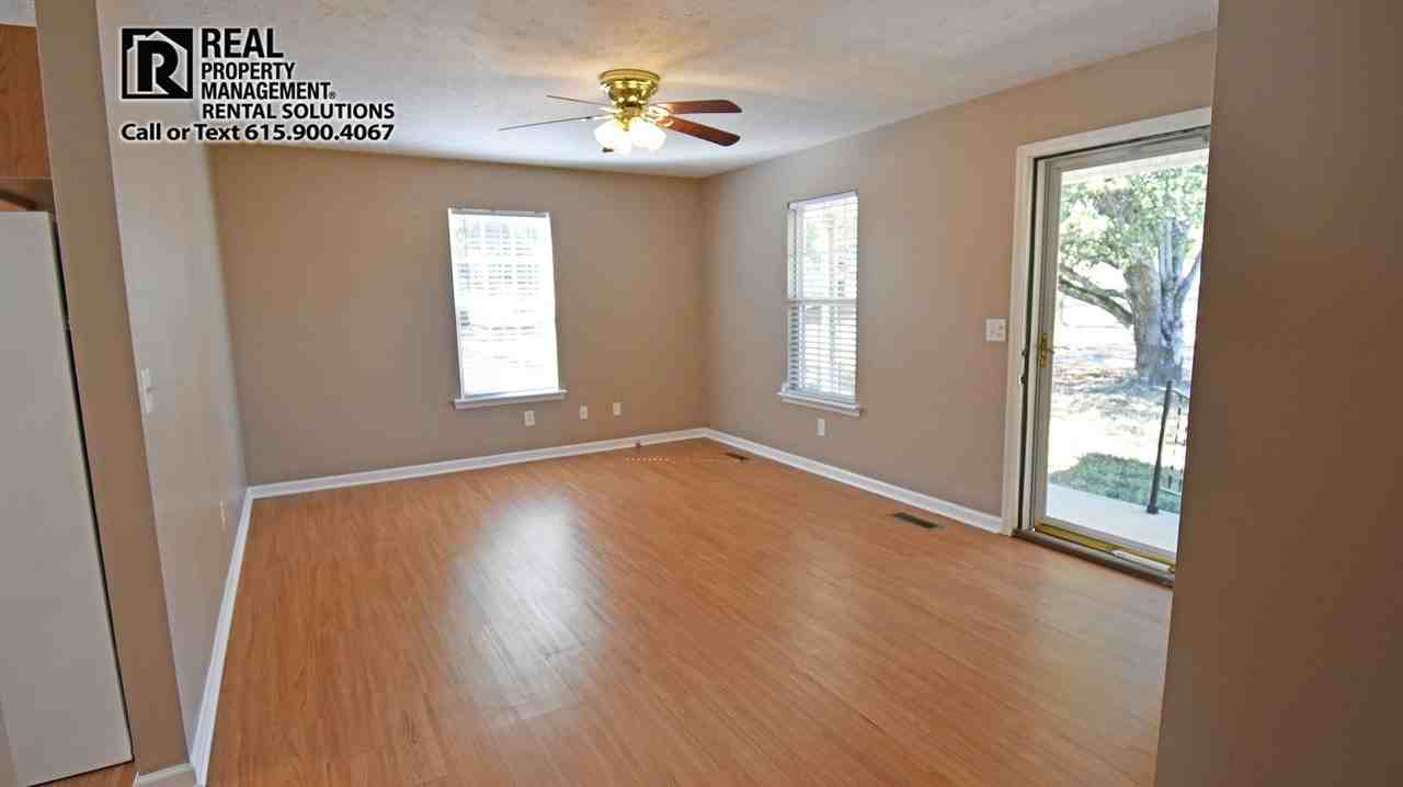 118 S Main St - Photo 7 of 21