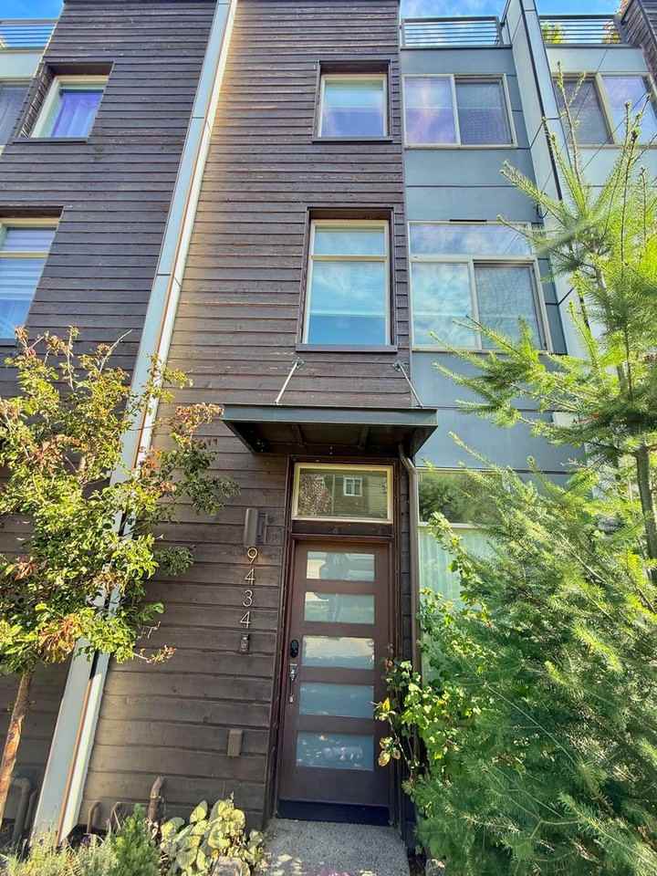 9434 Linden Ave N - Photo 2 of 34