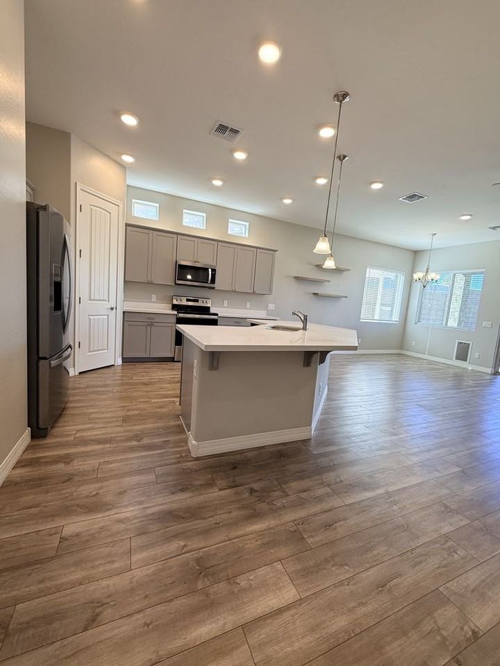 6414 E Marley Ave - Photo 4 of 21