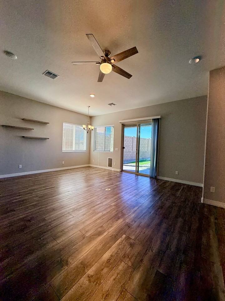 6414 E Marley Ave - Photo 6 of 21