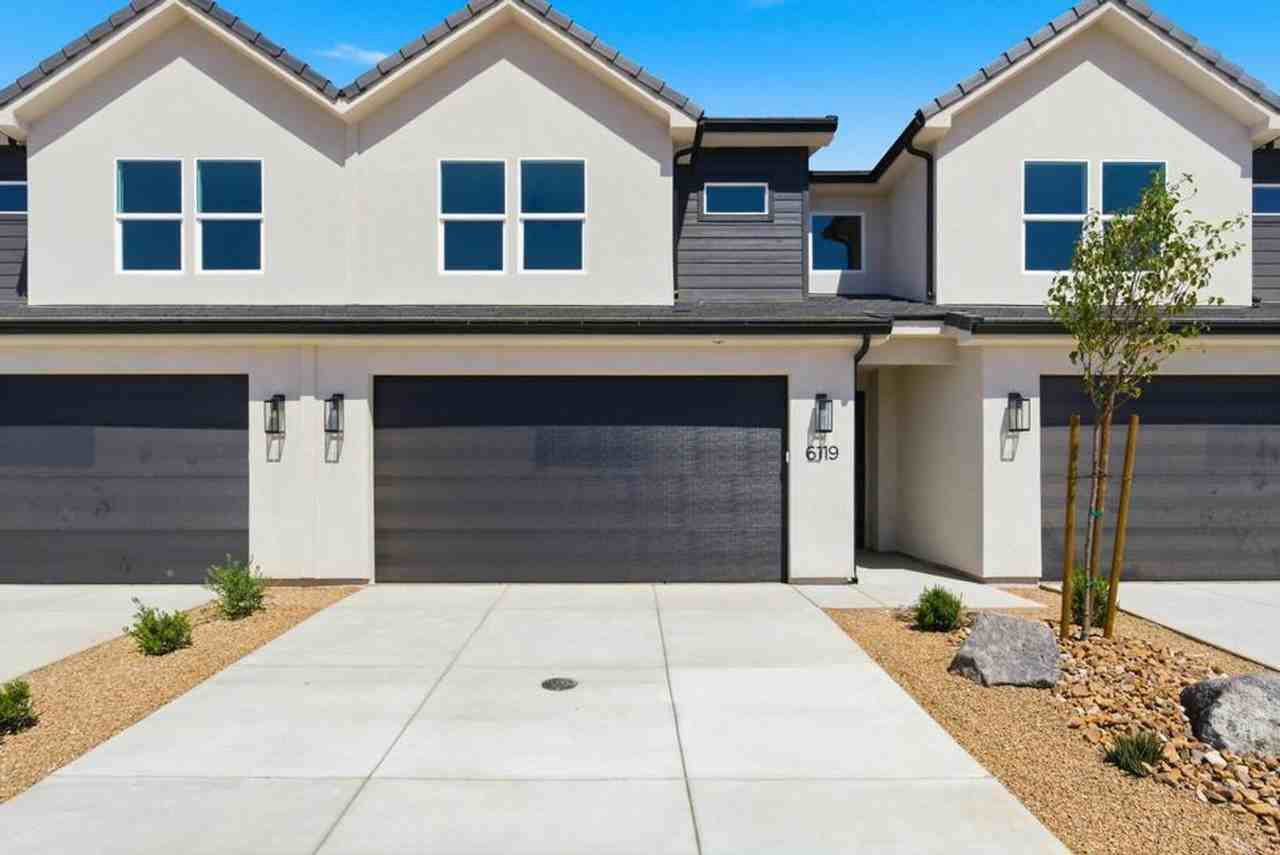 1379 E Egret Dr - Photo 2 of 38