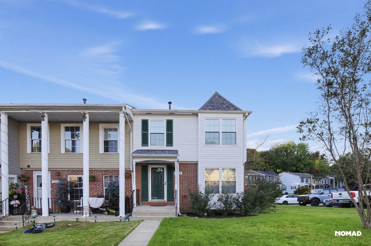 15110 Catalpa Ct - Photo 3 of 31