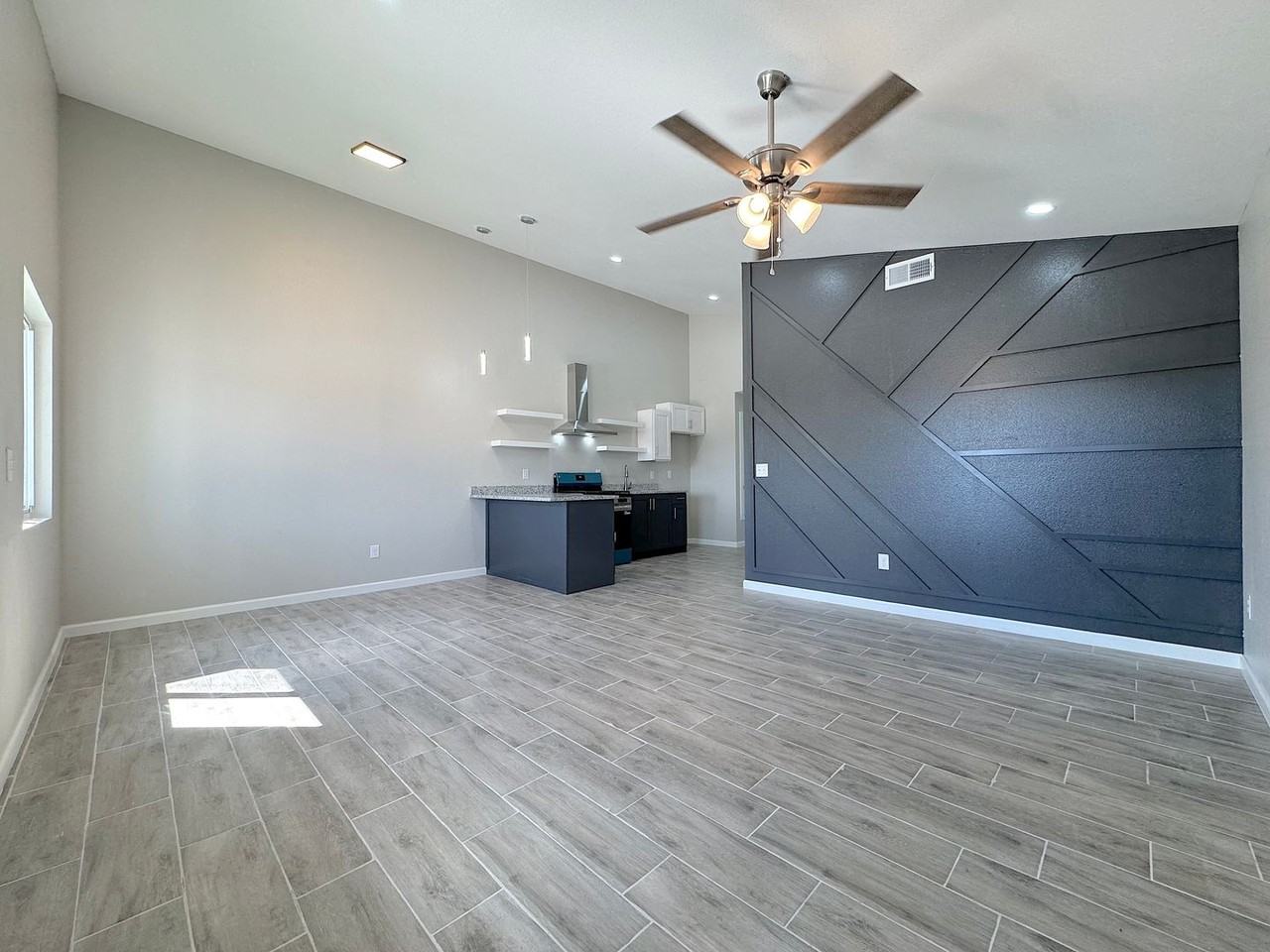 133 Polo Inn Rd #B - Photo 4 of 21