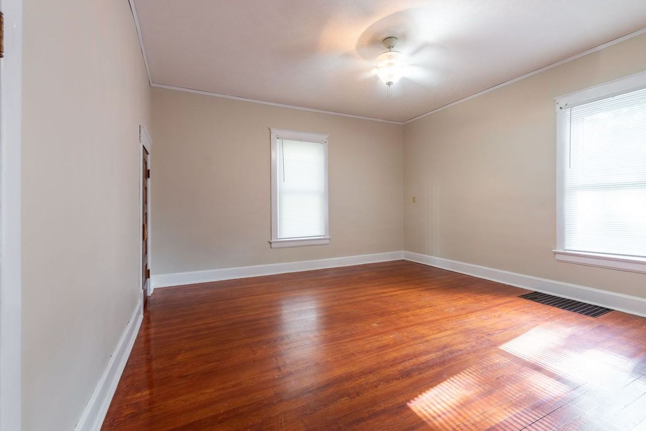 737 S Market Ave - Photo 6 of 13