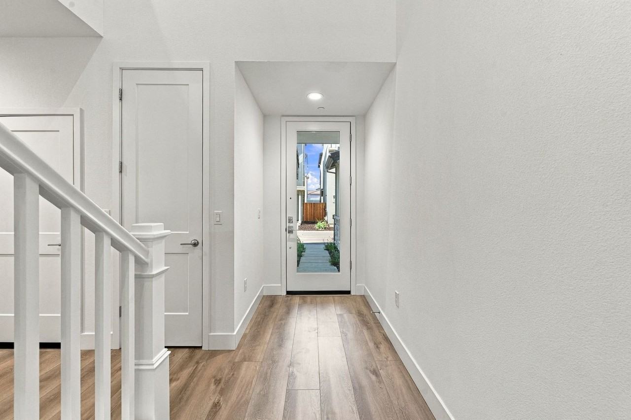 177 177 Gali Way - Photo 4 of 50