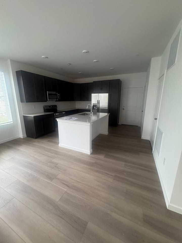 7649 S Cherokee Cir E - Photo 6 of 6