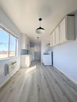 featured image of 123 N Spruce St