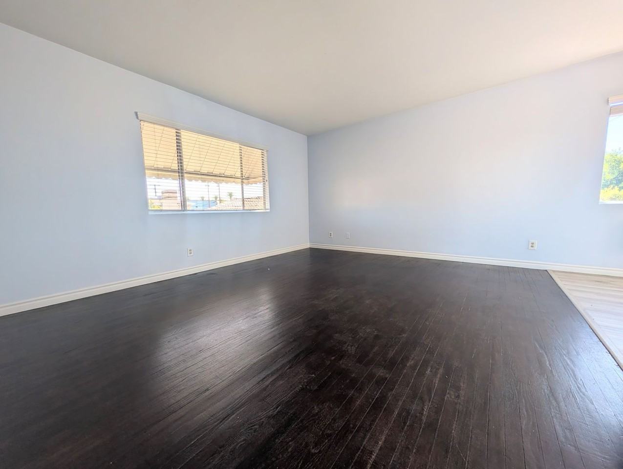 123 N Spruce St - Photo 3 of 8
