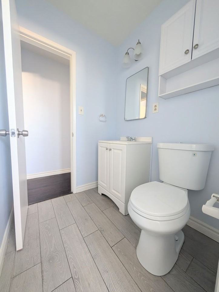 123 N Spruce St - Photo 6 of 8