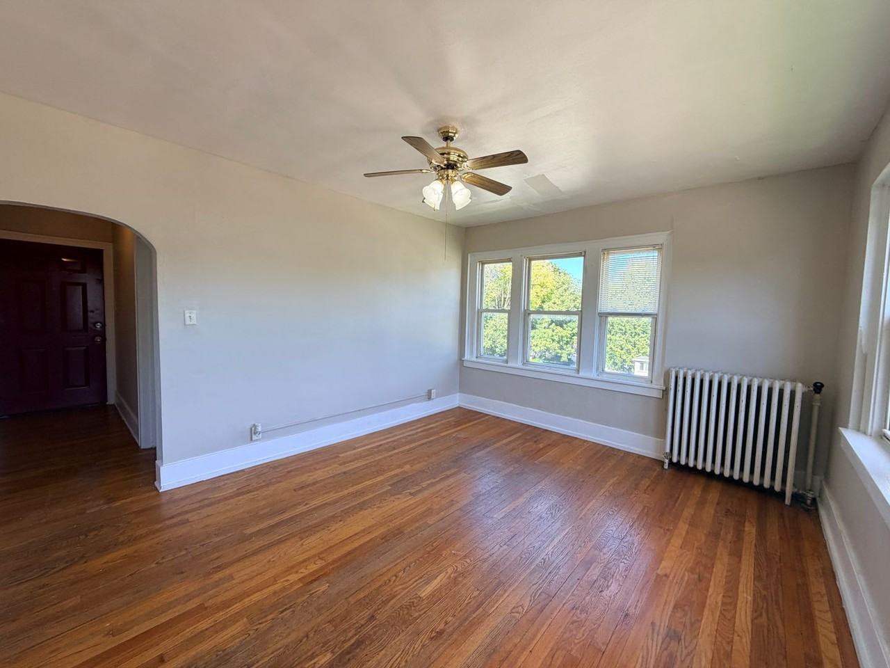 1215 15th Street - Photo 3 of 21