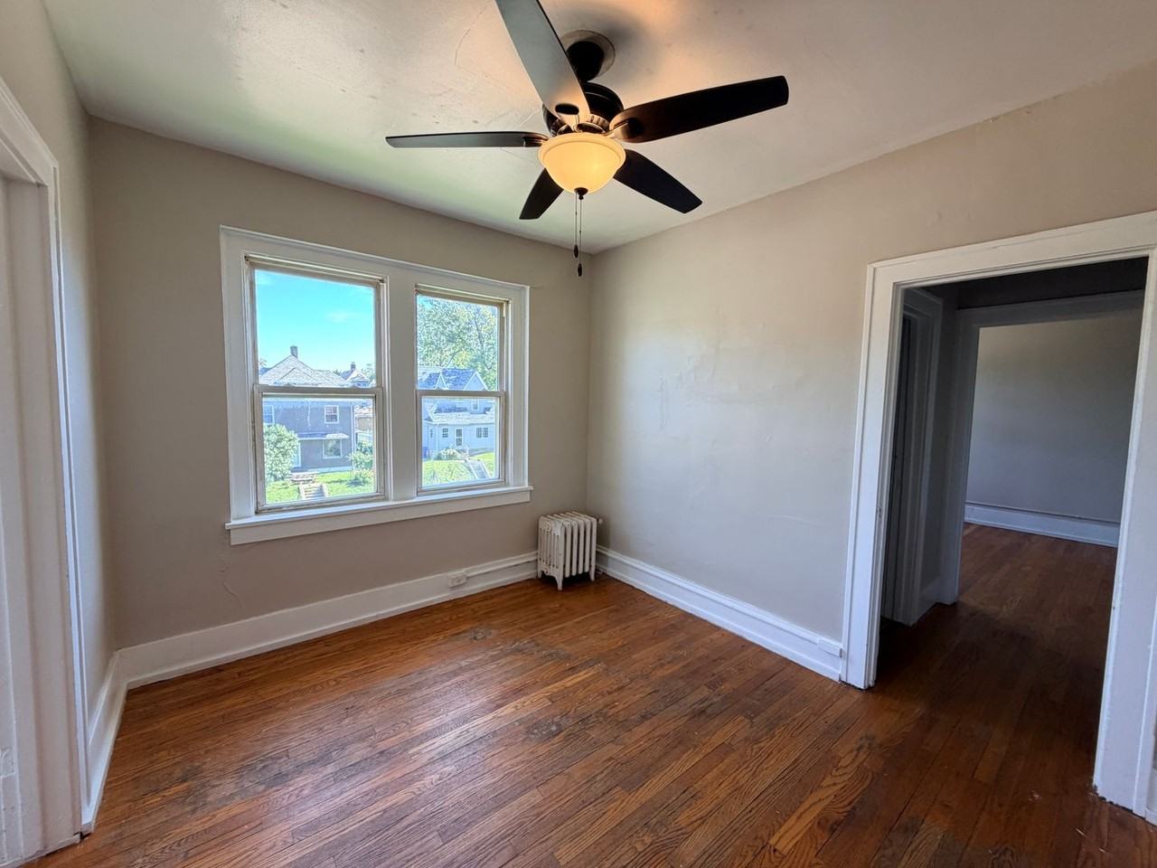 1215 15th Street - Photo 4 of 21