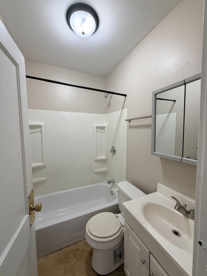 1215 15th Street - Photo 7 of 21