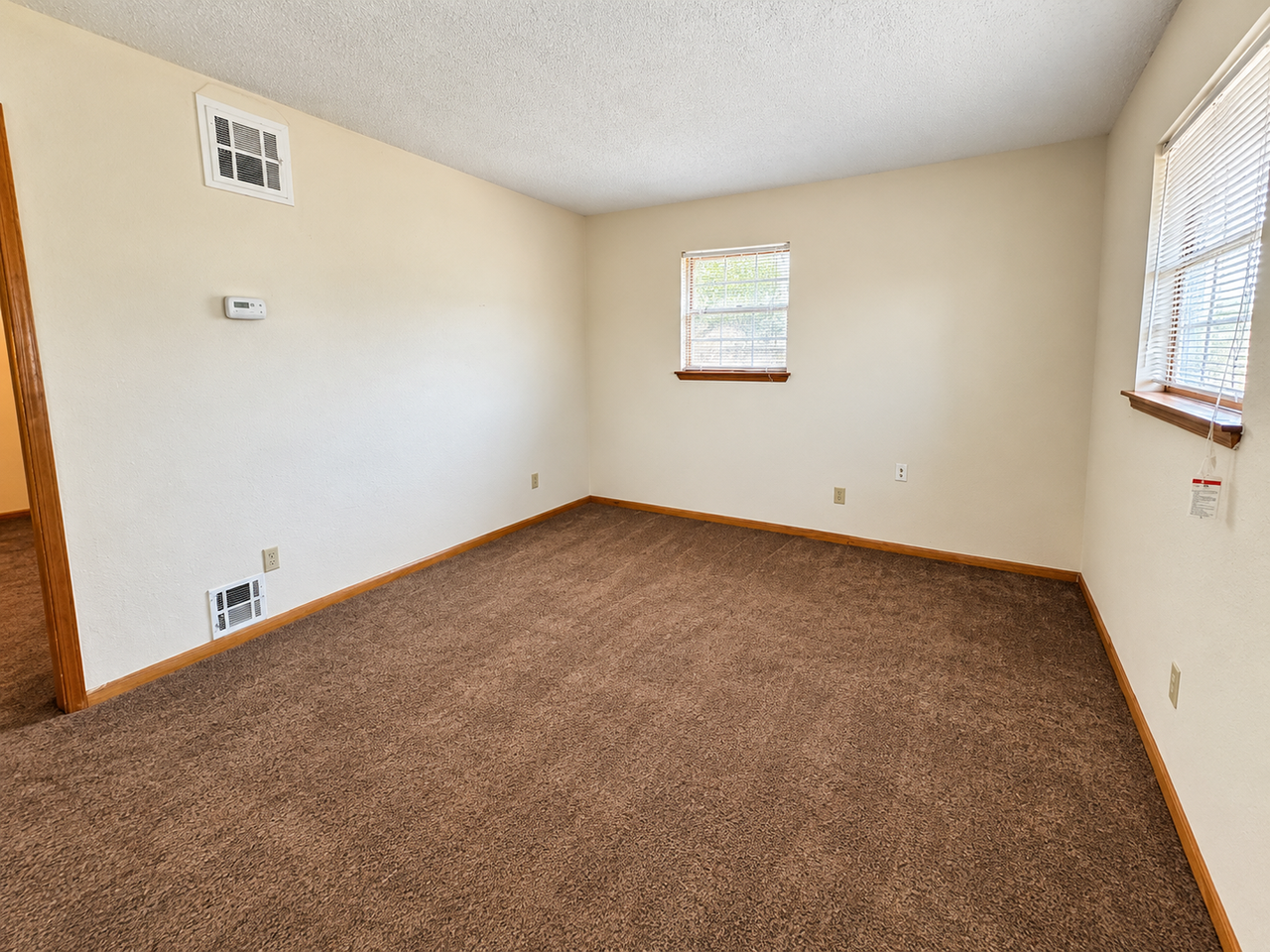 806 N Choctaw Ave - Photo 2 of 10