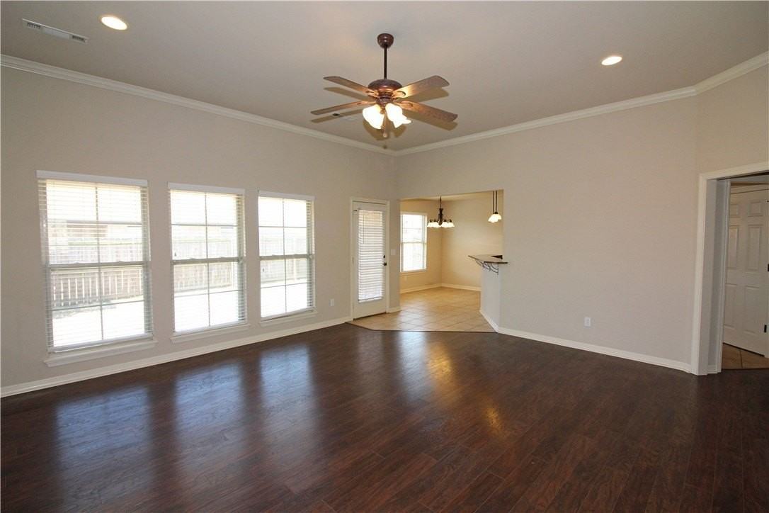 6002 S 36th St - Photo 4 of 26