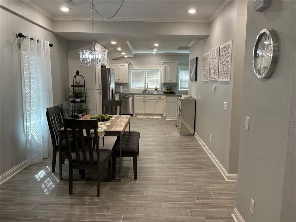 1221 Highland Ave - Photo 6 of 16