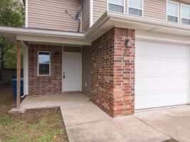 featured image of 6204 Sw Chickadee St #2