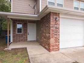 6204 Sw Chickadee St #2 - Photo 1 of 1