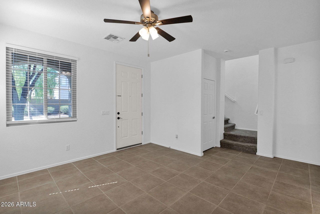 4117 S Hemet St - Photo 5 of 50