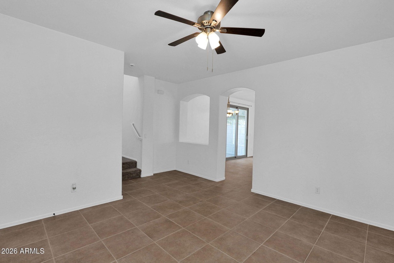 4117 S Hemet St - Photo 6 of 50