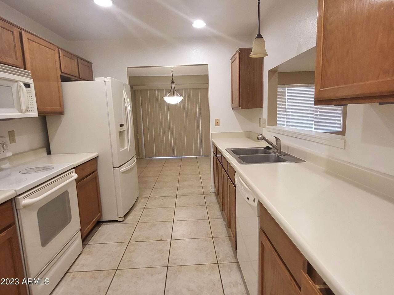 9126 W Maui Ln - Photo 2 of 19