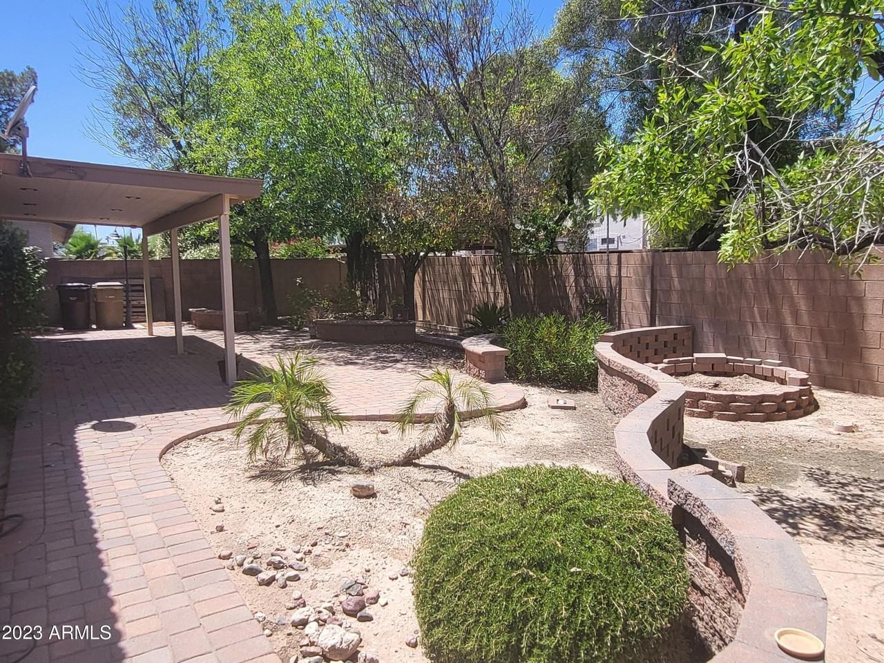 9126 W Maui Ln - Photo 3 of 19