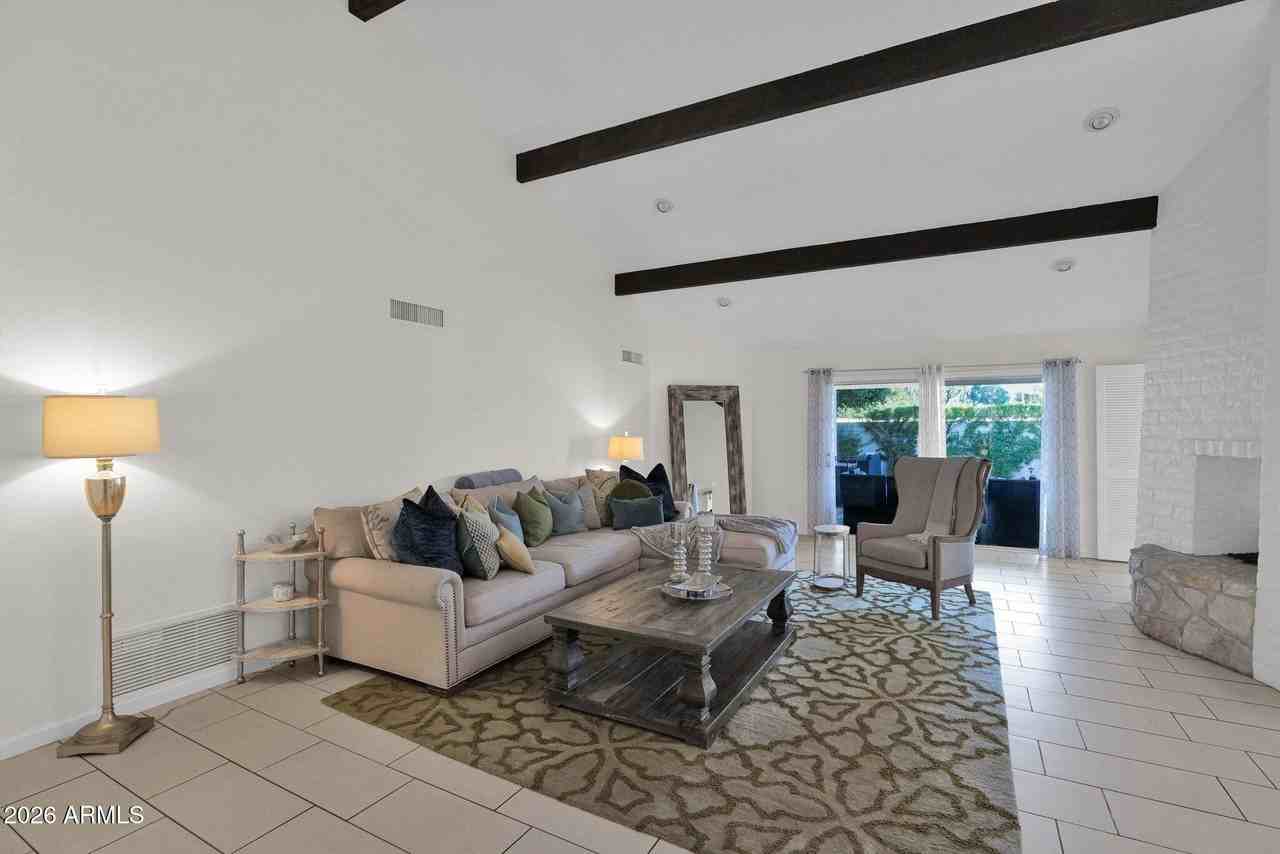 8346 N 72nd Pl - Photo 5 of 41