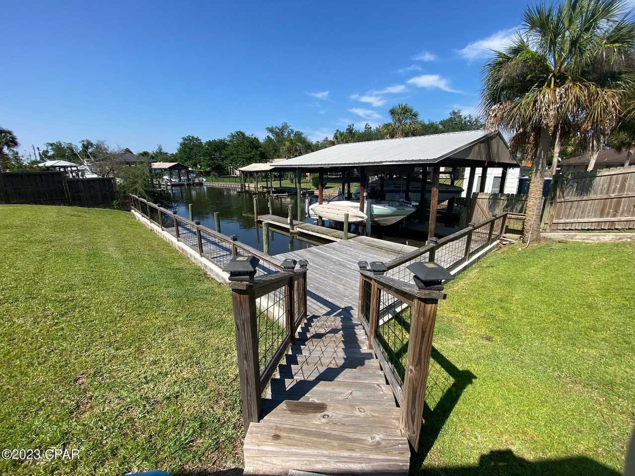 722 Goose Bayou Rd - Photo 3 of 16
