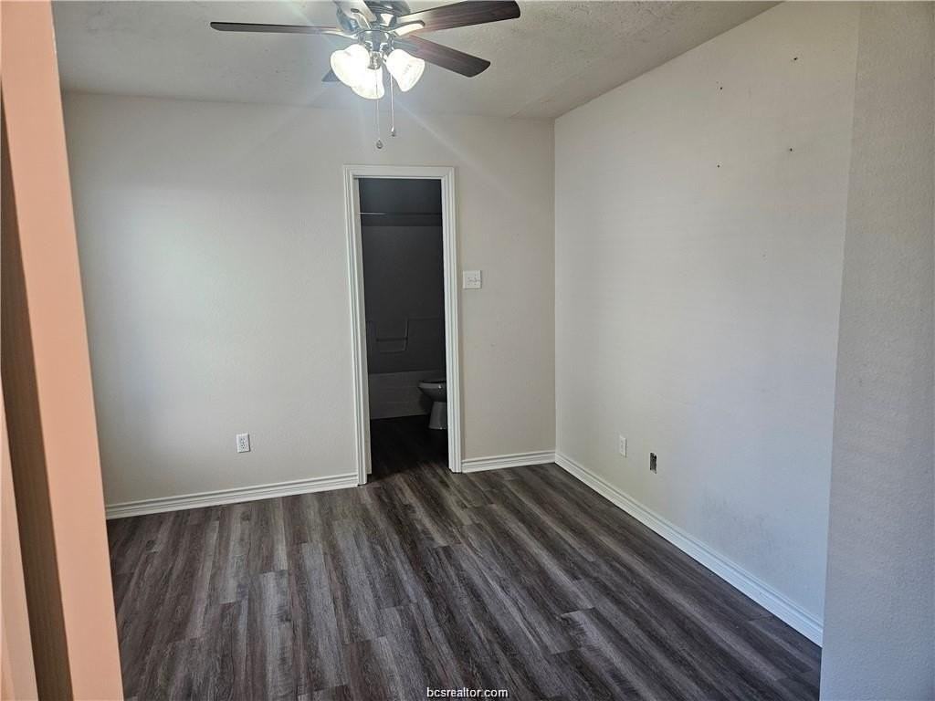 1600 Lemon Tree Ln - Photo 7 of 9