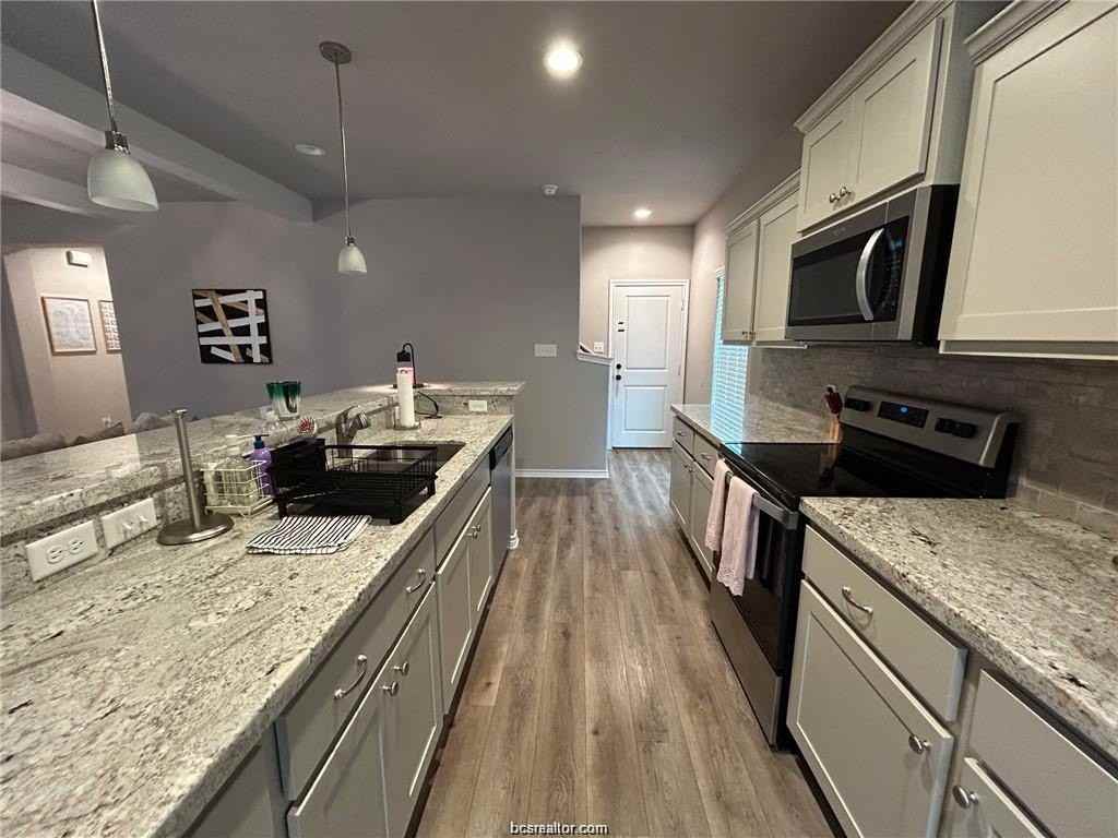 511 Hayes Ln - Photo 5 of 14