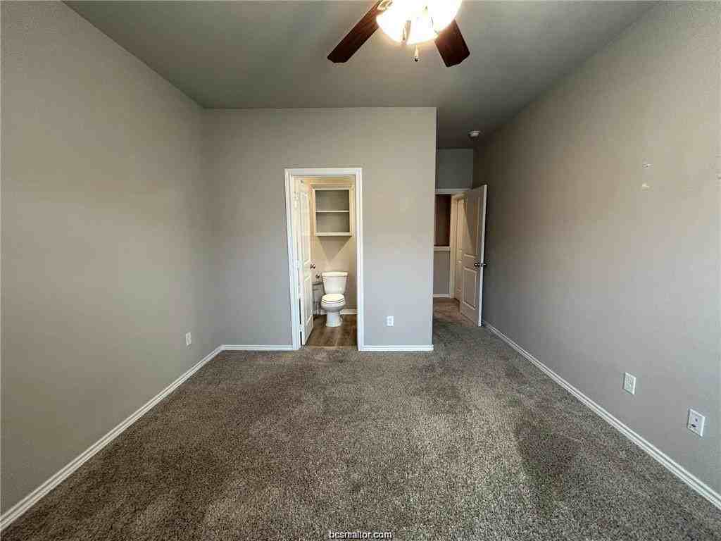 511 Hayes Ln - Photo 6 of 14