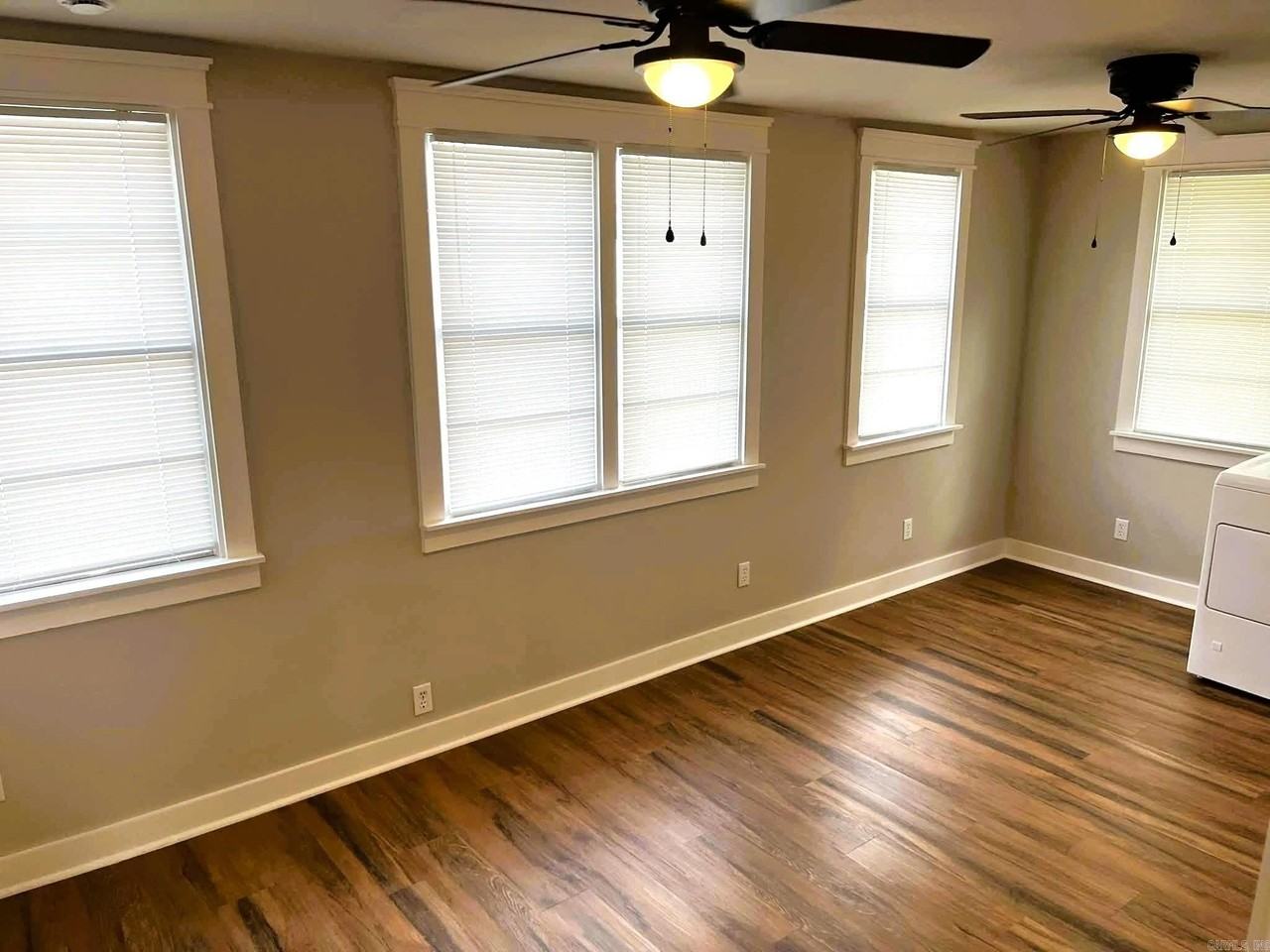 700 Wildwood Ave - Photo 6 of 19