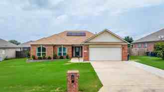 2423 Palisade Dr - Photo 1 of 1