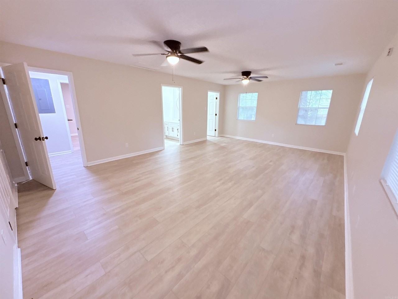 5030 Pear Orchard Dr - Photo 4 of 20