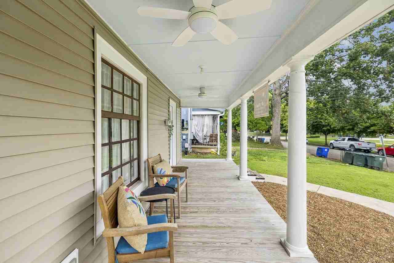 1606 Union Ave - Photo 4 of 31