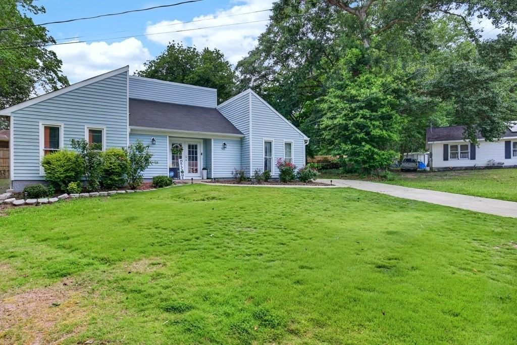 5413 Shanna Ct - Photo 4 of 34