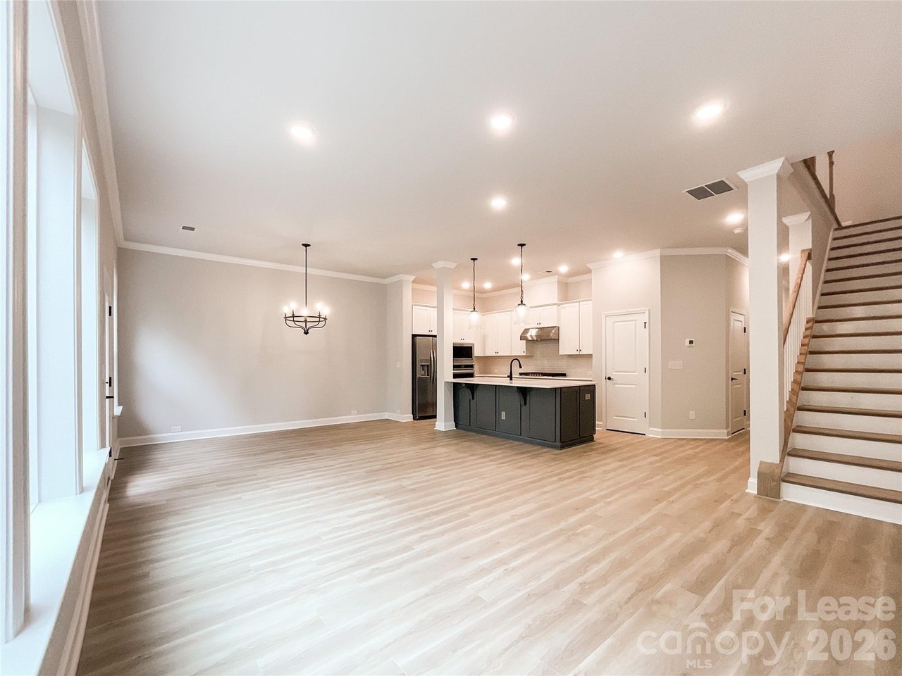 8229 Houser St - Photo 4 of 48