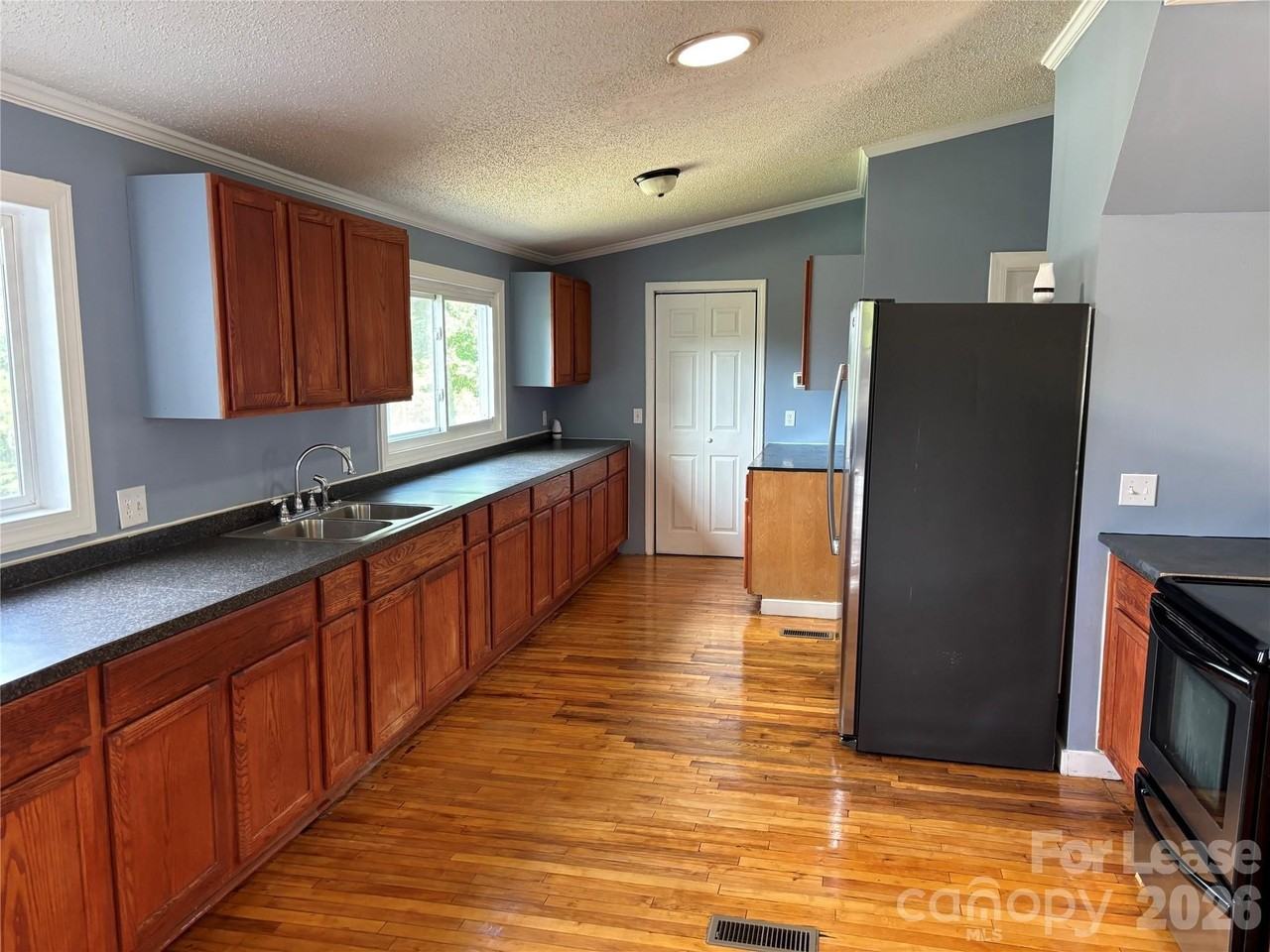 4382 Anderson Mountain Rd - Photo 6 of 18