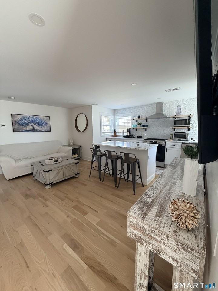 119 Melba St - Photo 3 of 11