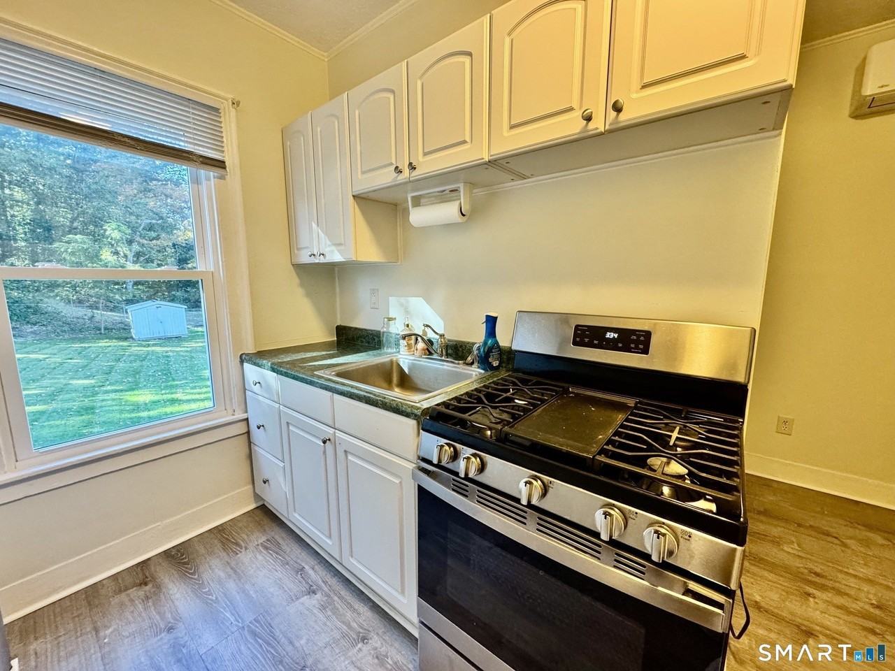 115 N Turnpike Rd #2 - Photo 5 of 24