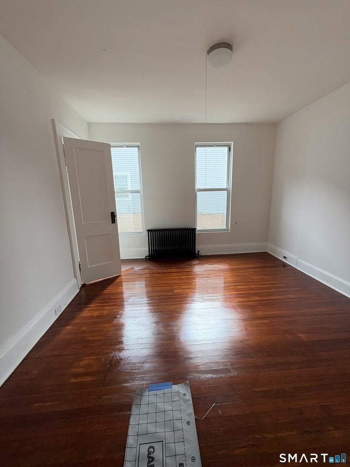 5254 Remington St #1 - Photo 3 of 5