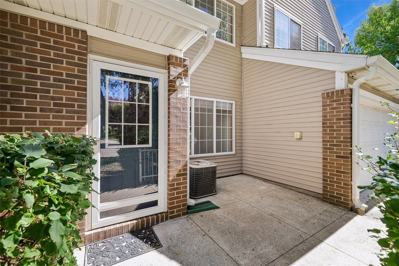 6855 Woodland Ave #1403 - Photo 2 of 18
