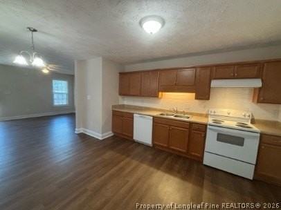 312 E Jenkins St - Photo 3 of 10