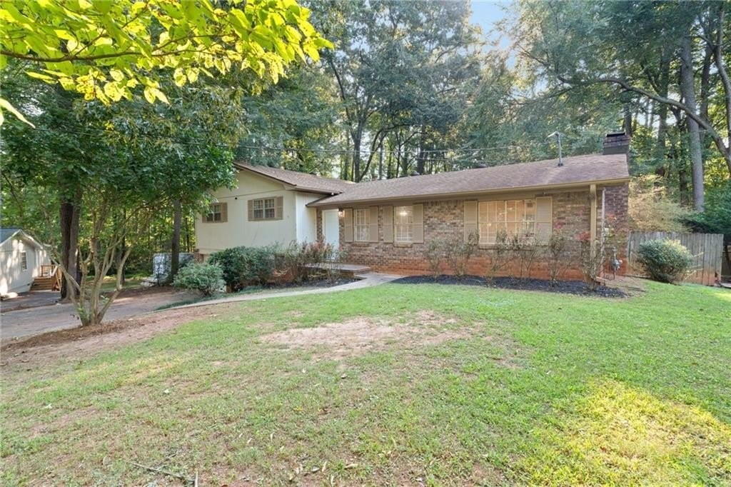 920 Kings Ct - Photo 2 of 38