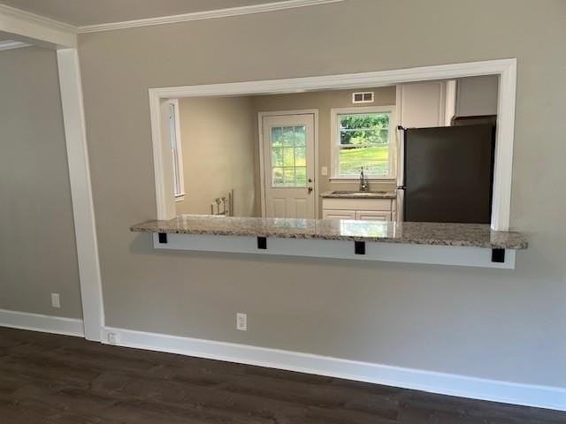 633 Tom Read Dr - Photo 3 of 15