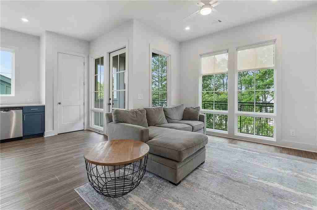 1290 Longreen Ter Nw #2 - Photo 3 of 20