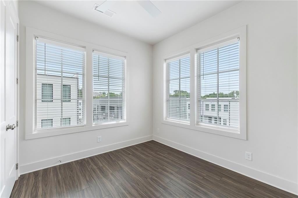 1290 Longreen Ter Nw #2 - Photo 7 of 20