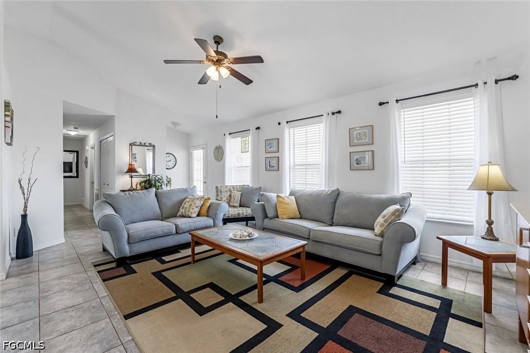 3518 Sw 8th Ct - Photo 3 of 23