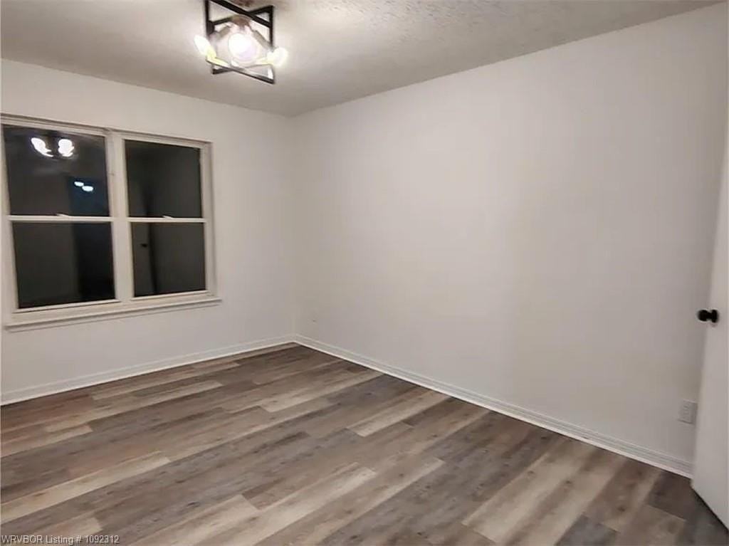 3129 Glen Flora Way - Photo 7 of 13