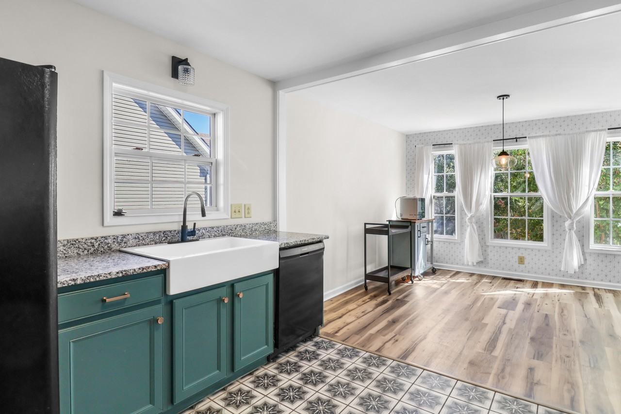 3661 S Naples Ct #1 - Photo 6 of 32